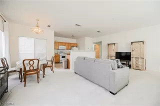 Photo #5: 2560360 Listing 