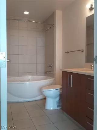 Photo #1: 2560420 Listing 