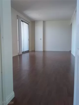 Photo #3: 2560420 Listing 