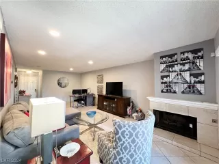 Photo #3: 2560441 Listing 