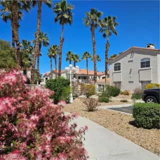 Photo #1: 2560455 Listing