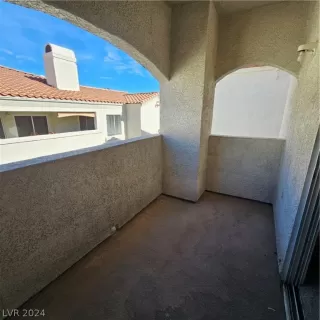 Photo #3: 2560455 Listing