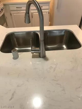 Photo #5: 2560489 Listing 