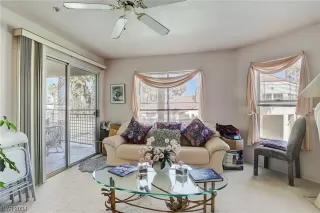 Photo #3: 2560504 Listing 