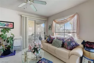 Photo #4: 2560504 Listing 