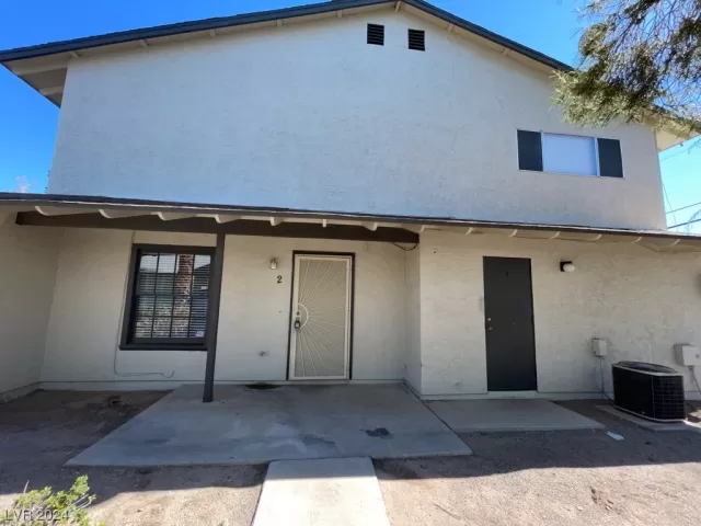 MLS: 2560534 Condo For Sale