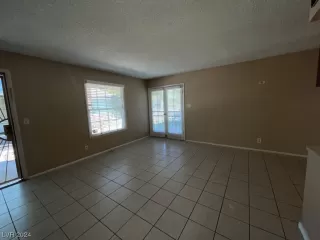 Photo #2: 2560534 Listing 