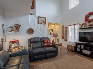 Photo #6: 2560537 Listing 