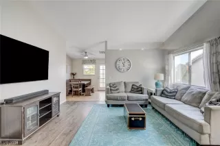 Photo #3: 2560562 Listing