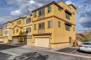 Photo #1: 2560570 Listing 