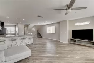 Photo #6: 2560570 Listing 