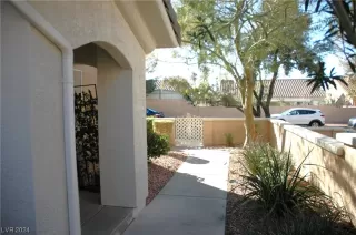 Photo #3: 2560578 Listing 