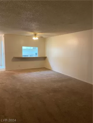 Photo #6: 2560600 Listing