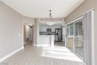 Photo #6: 2560601 Listing 