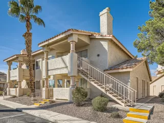 Photo #2: 2560687 Listing