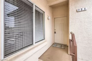 Photo #3: 2560690 Listing