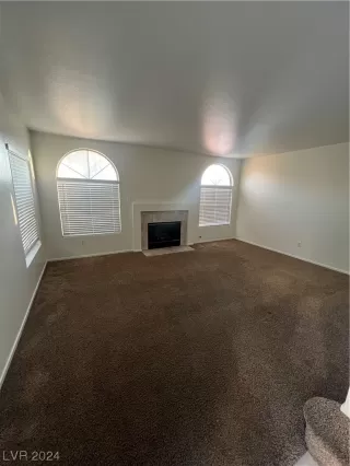 Photo #1: 2560693 Listing 