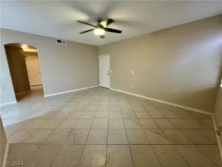 Photo #2: 2560707 Listing