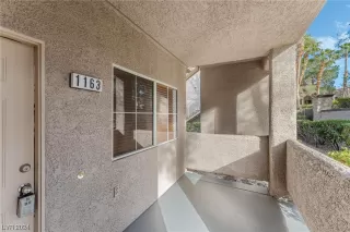 Photo #3: 2560713 Listing