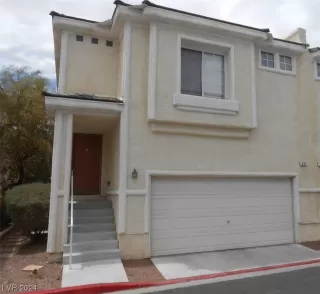 Photo #1: 2560730 Listing 