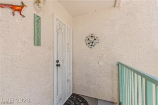 Photo #2: 2560732 Listing