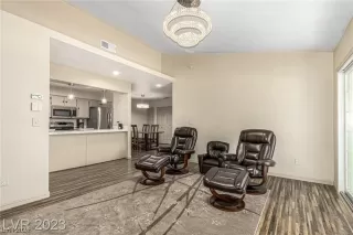 Photo #5: 2560732 Listing