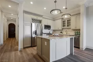 Photo #1: 2560737 Listing 