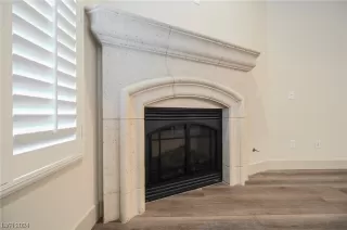 Photo #4: 2560737 Listing 