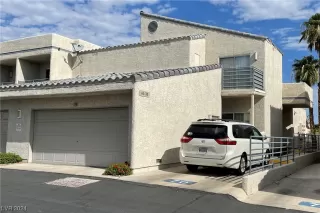Photo #3: 2560750 Listing 