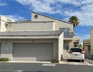 Photo #4: 2560750 Listing 