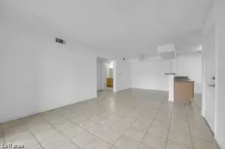 Photo #6: 2560771 Listing 