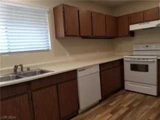 Photo #1: 2560787 Listing 