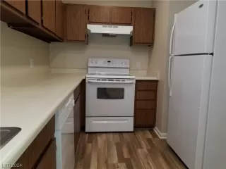 Photo #2: 2560787 Listing 