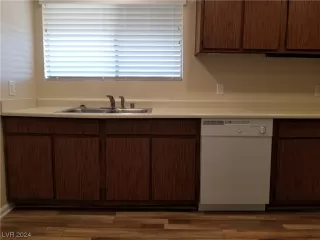 Photo #3: 2560787 Listing 