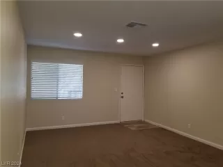 Photo #5: 2560787 Listing 