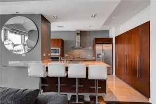 Photo #4: 2560790 Listing 