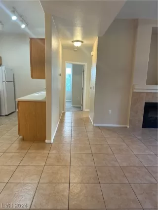 Photo #5: 2560799 Listing 
