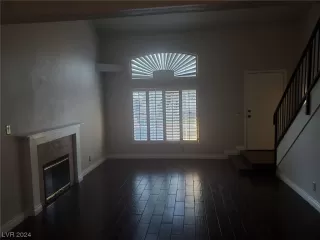 Photo #1: 2560826 Listing 