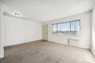 Photo #1: 2560844 Listing 
