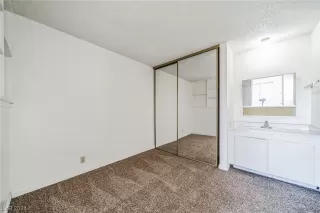 Photo #6: 2560844 Listing 