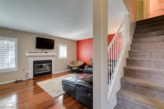 Photo #3: 2560901 Listing