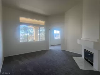 Photo #3: 2560913 Listing