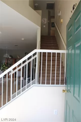 Photo #3: 2560922 Listing