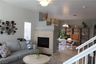 Photo #4: 2560922 Listing