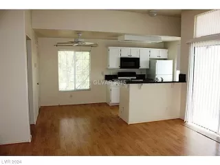 Photo #1: 2560968 Listing