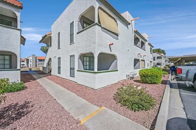 MLS: 2561002 Condo For Sale