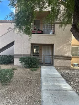 Photo #1: 2561005 Listing 