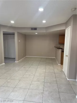 Photo #5: 2561005 Listing 