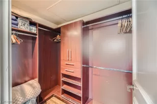 Photo #6: 2561013 Listing