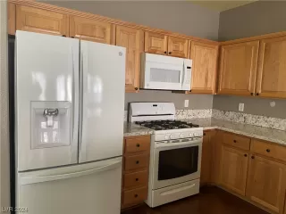 Photo #3: 2561014 Listing 